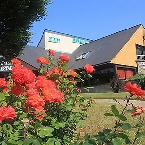 Logis Les Dineux Village Hotel