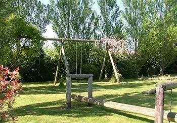 *** ホテル Les Dineux Village Trémeur フランス